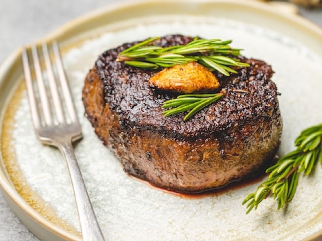 rosemary beef filet mignon with choice of seasonal sides